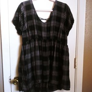 Hi-Low Plaid Blouse